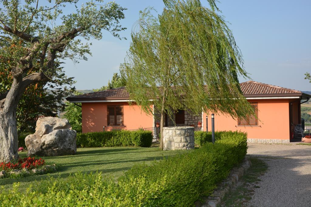 Pinus Rooms Benevento Esterno foto