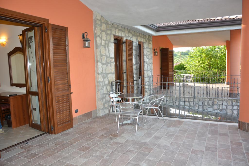 Pinus Rooms Benevento Esterno foto