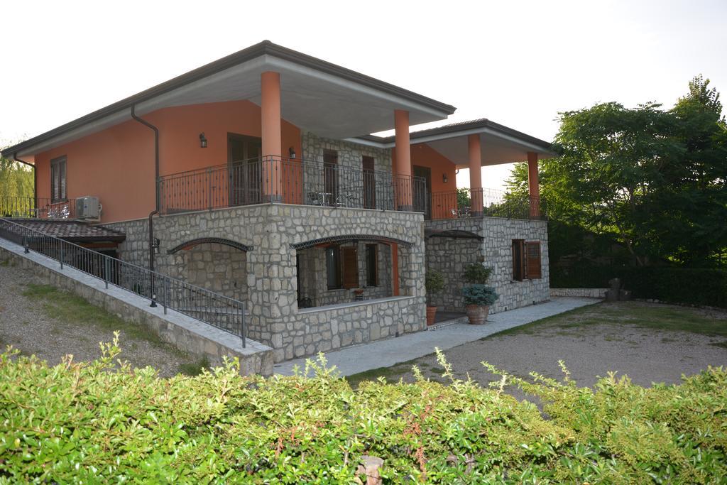 Pinus Rooms Benevento Esterno foto