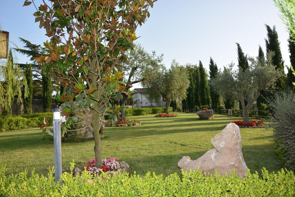 Pinus Rooms Benevento Esterno foto