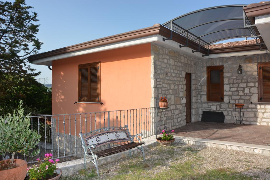 Pinus Rooms Benevento Esterno foto
