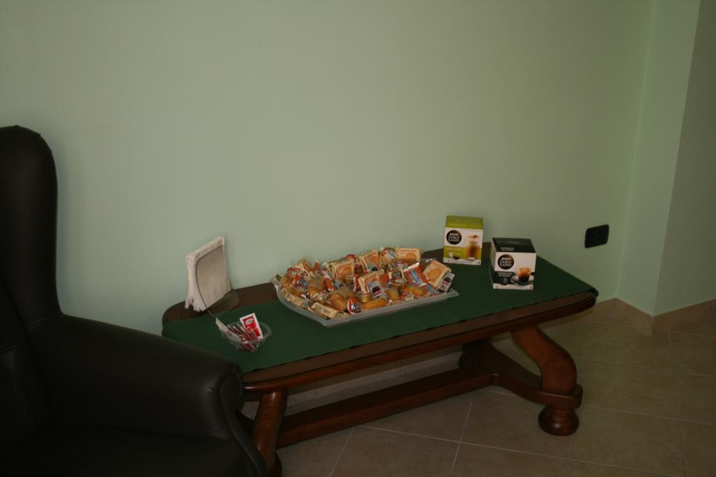 Pinus Rooms Benevento Esterno foto
