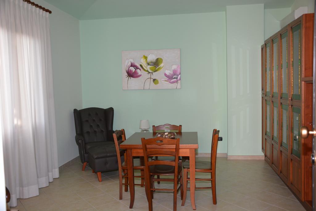 Pinus Rooms Benevento Esterno foto